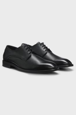 Grained leather lace-up shoes made in Italy, Black