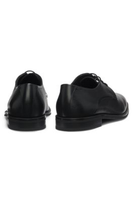 Grained leather lace-up shoes made in Italy, Black