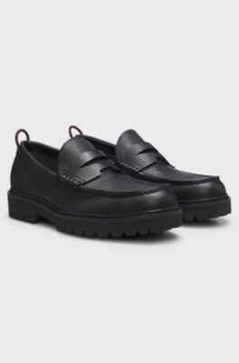 Lug-sole loafers in grained leather, Black