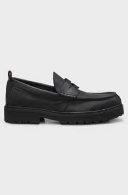 Lug-sole loafers in grained leather, Black