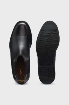 Versatile Chelsea boots in smooth leather, Black