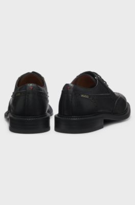 Leather lace-up shoes with brogue detailing, Black