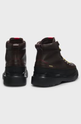 Hiking-style leather boots with an extralight sole, Dark Brown