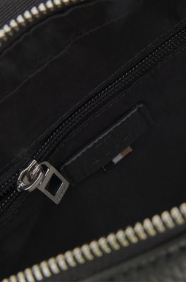 Crossbody bag in grained leather with logo, Black