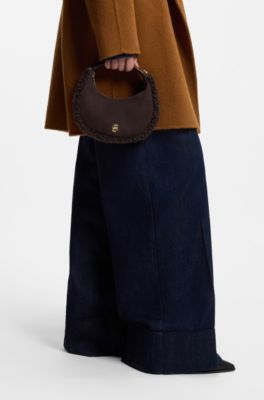 Sac d'&eacute;paule en forme de croissant avec finitions en fourrure synth&eacute;tique, Marron fonc&eacute;