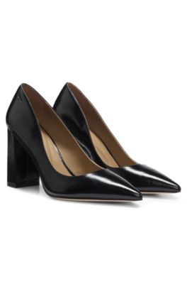 High-heeled pumps in leather with pointed toe, Black