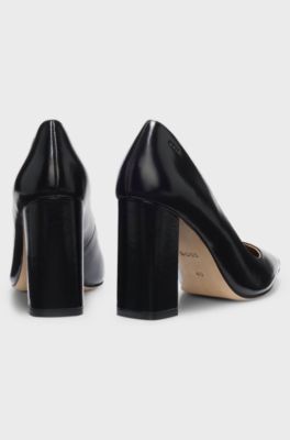High-heeled pumps in leather with pointed toe, Black