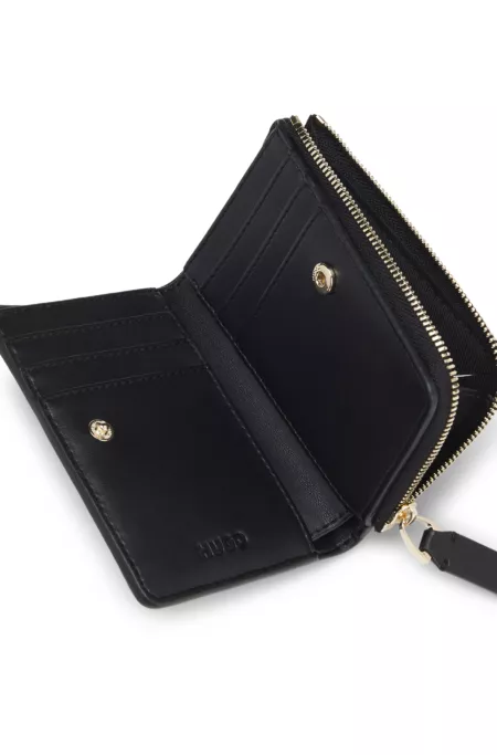 Quilted wallet with metal logo lettering