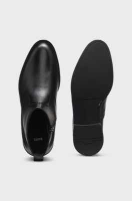 Grained-leather boots with side zip, Black