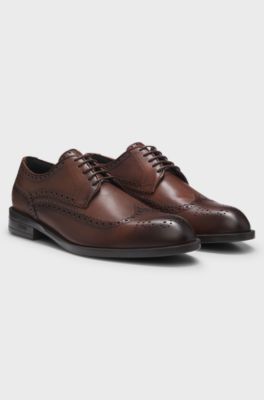 Timeless leather Derby shoes with brogue stitching, Brown