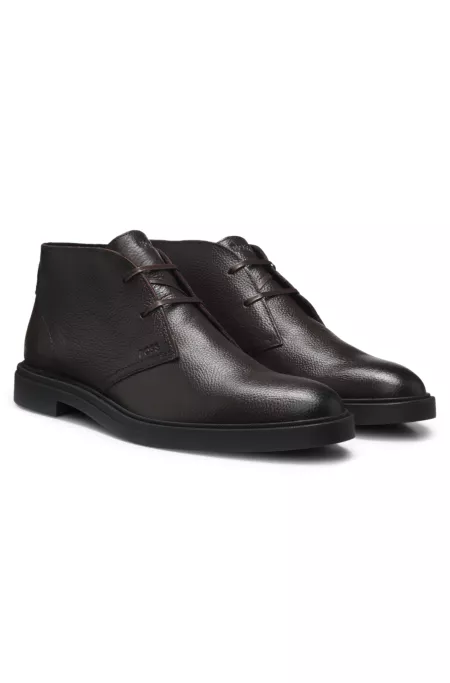 Wool-lined Chukka boots in grained leather