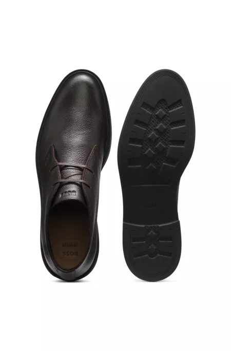 Wool-lined Chukka boots in grained leather
