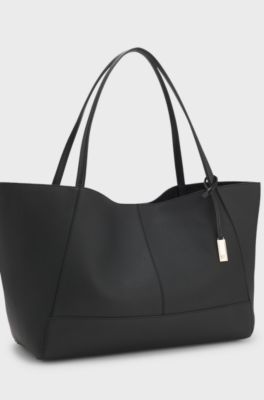 Tote bag in grained leather with detachable pouch, Black