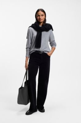 Tote bag in grained leather with detachable pouch, Black