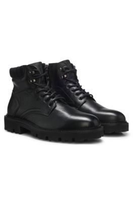 Lace-up boots in leather with padded collar, Black