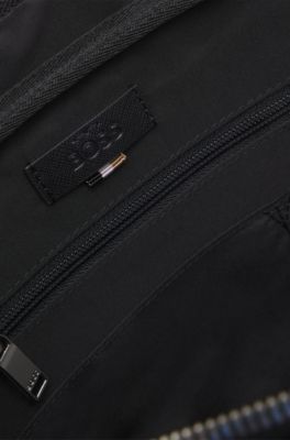 Borsa portadocumenti in pelle riciclata con motivo a monogramma, Nero