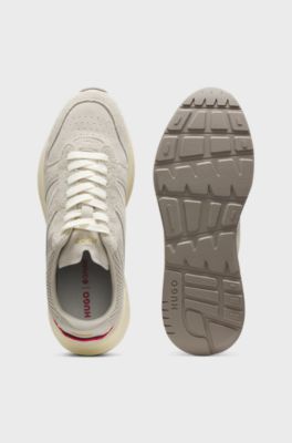 Baskets en cuir su&eacute;d&eacute; textur&eacute; avec logos, Beige clair