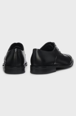 Cap-toe  shoes, Black