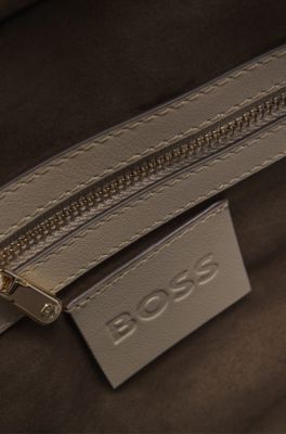 Sleek leather tote bag with ample space, Light Beige