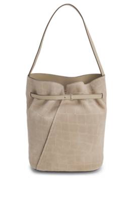 Sleek leather shoulder bag with smooth finish 1