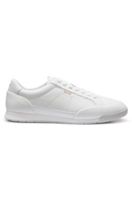 Grained leather trainers with fishbone-patterned sole 3