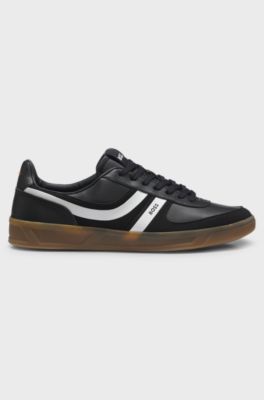 Low-top trainers with a contrast gum sole, Black