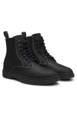 Half boots in pull-up leather with side zip, Black