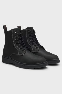 Half boots in pull-up leather with side zip, Black