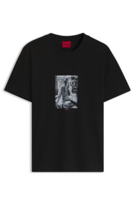Cotton T-shirt in regular fit with contemporary graphic print, Black
