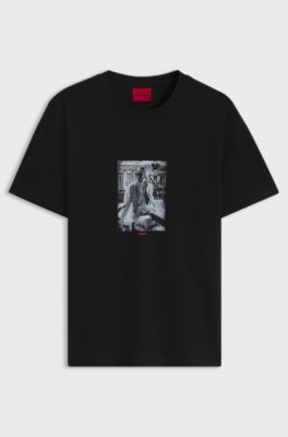 Cotton T-shirt in regular fit with contemporary graphic print, Black