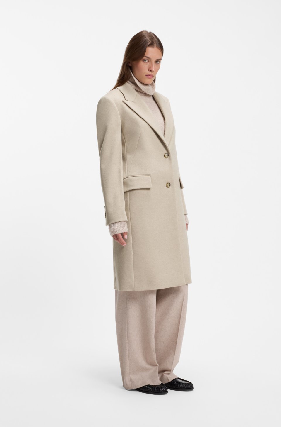 Single-breasted formal coat in wool