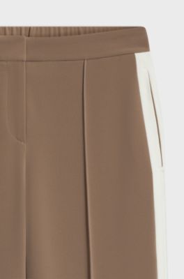 Relaxed crepe trousers, Light Brown