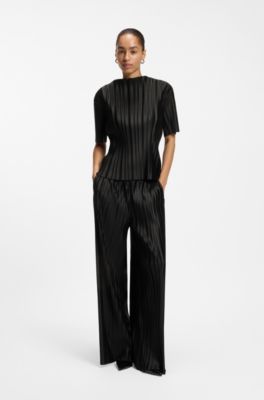 Pliss&eacute; trousers, Black