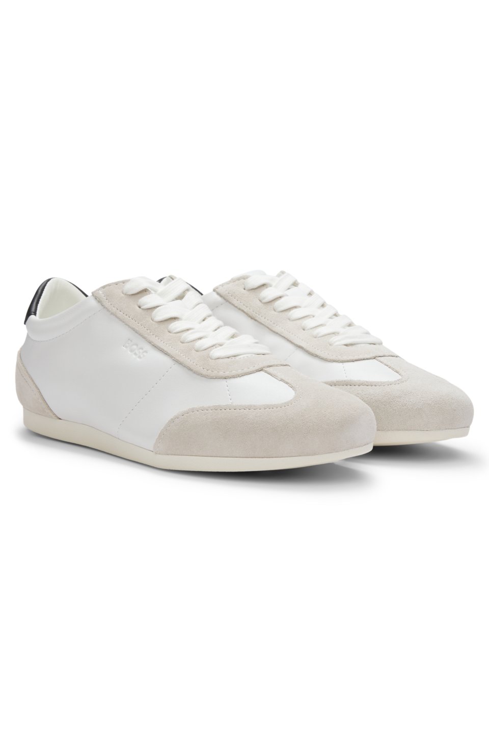 Low-top trainers in leather and suede