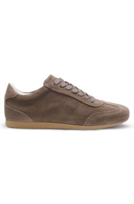 Sneakers aus Veloursleder mit Logo-Details, Dunkelbraun