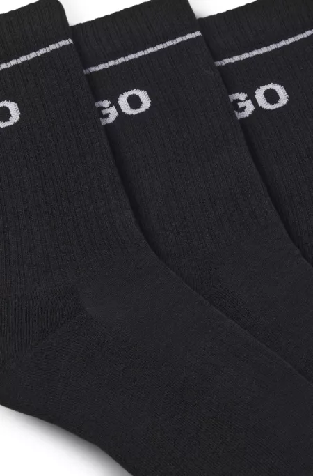 Three-pack quarter-length cotton-blend socks