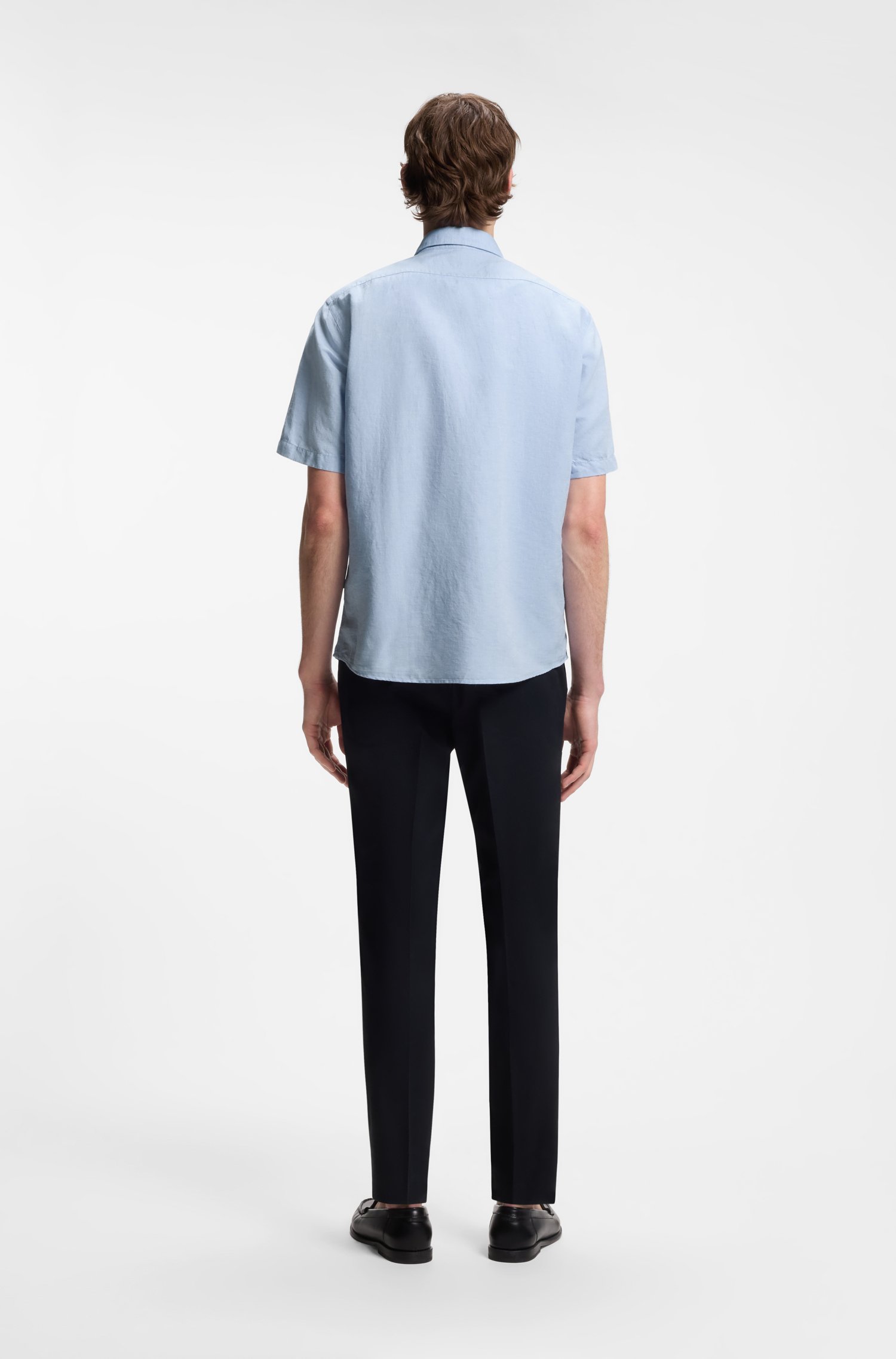 Boss Short-sleeved shirt in a cotton and linen blend skjortor & blusar herr – bild 3
