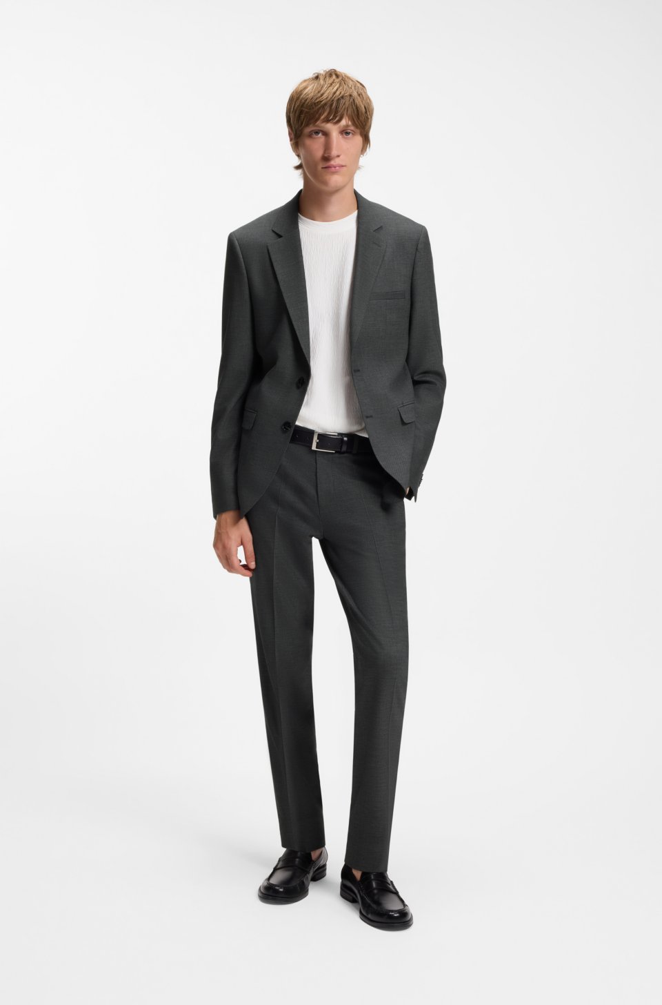 Extra-slim-fit suit in a stretch-wool blend