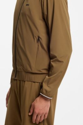 Active water-repellent jacket, Brown