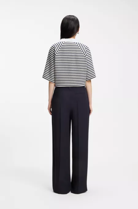 Regular-fit trousers with an extra-long leg