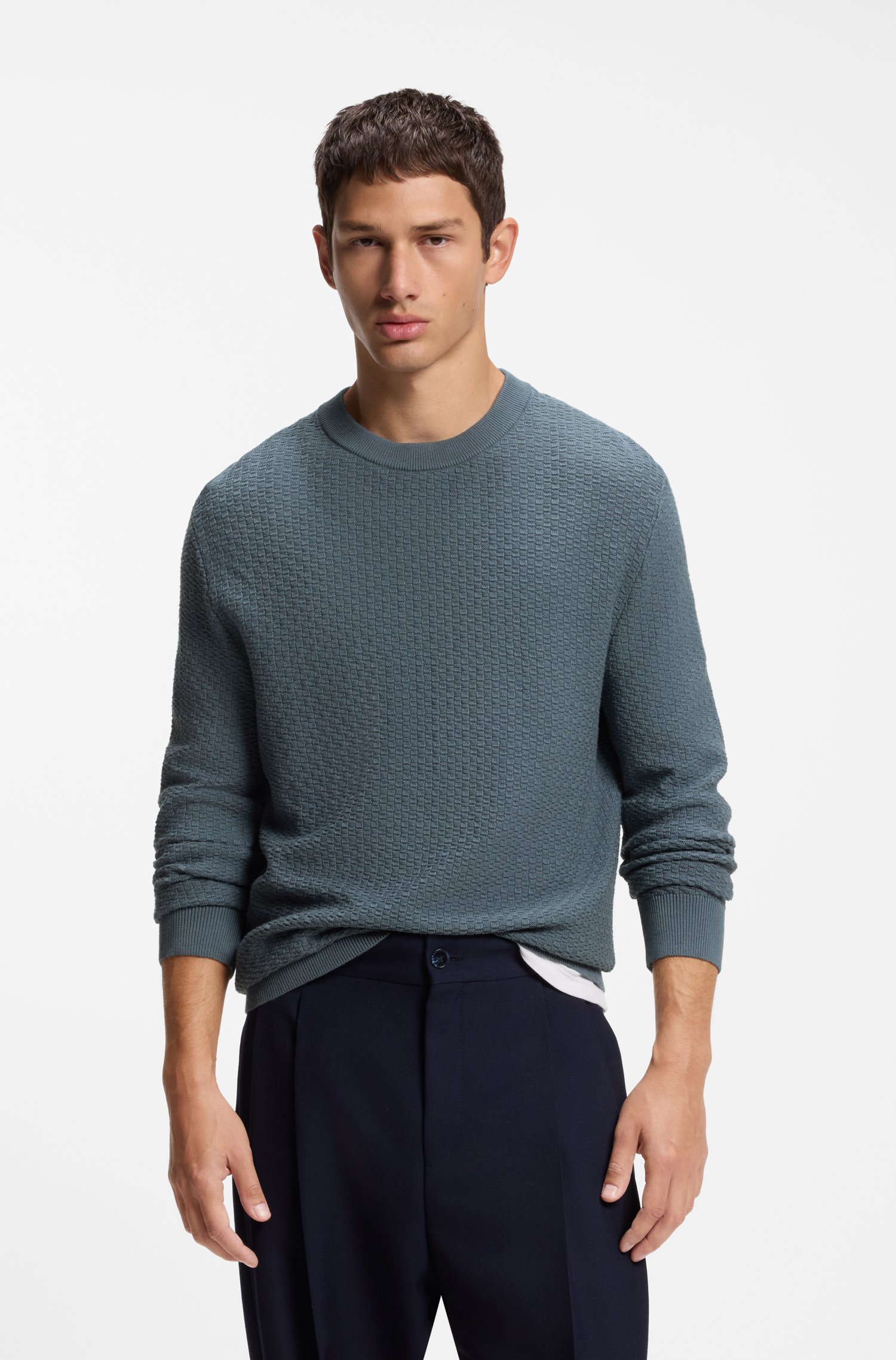 Hugo Crew-neck sweater in jacquard-woven cotton stickade tröjor herr