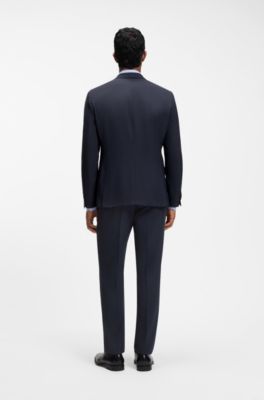 Two-piece suit in crease-resistant micro-pattern fabric