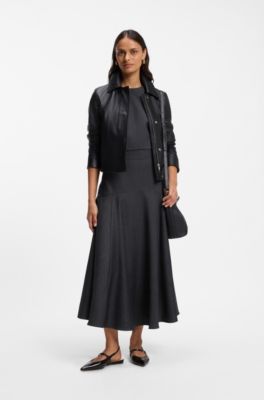 Voluminous A-line skirt in virgin wool, Black