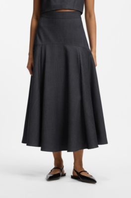Voluminous A-line skirt in virgin wool, Black
