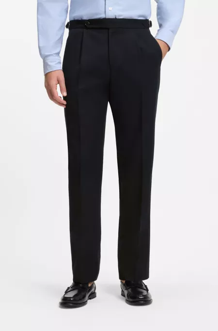 Pantalones tapered fit