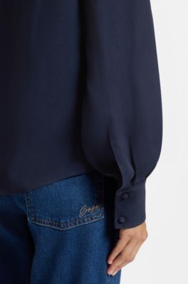 V-neck blouse in crepe de chine, Dark Blue
