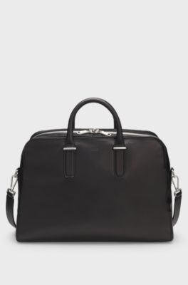 Runway holdall in leather with embossed logo, Black