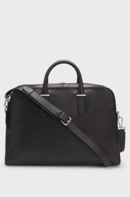 Runway holdall in leather with embossed logo, Black