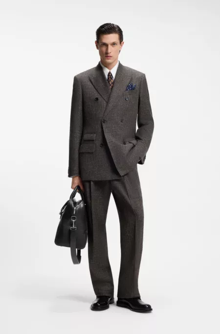 Runway holdall in leather with embossed logo