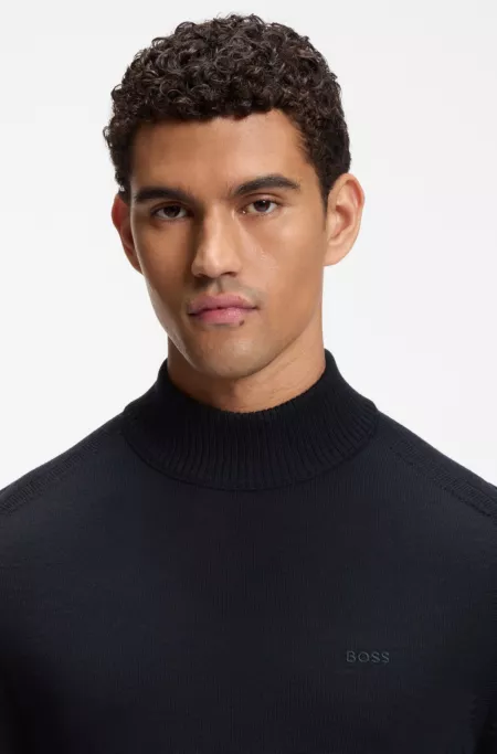 Knitted sweater with embroidered logo